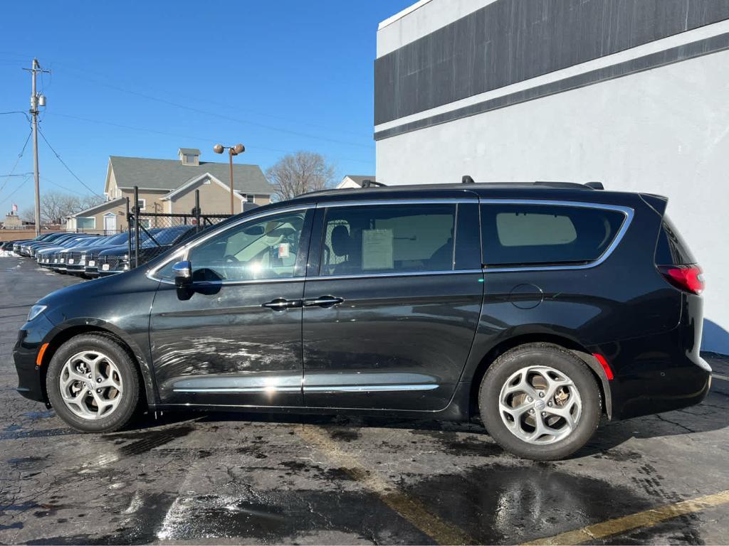 used 2022 Chrysler Pacifica car, priced at $21,995