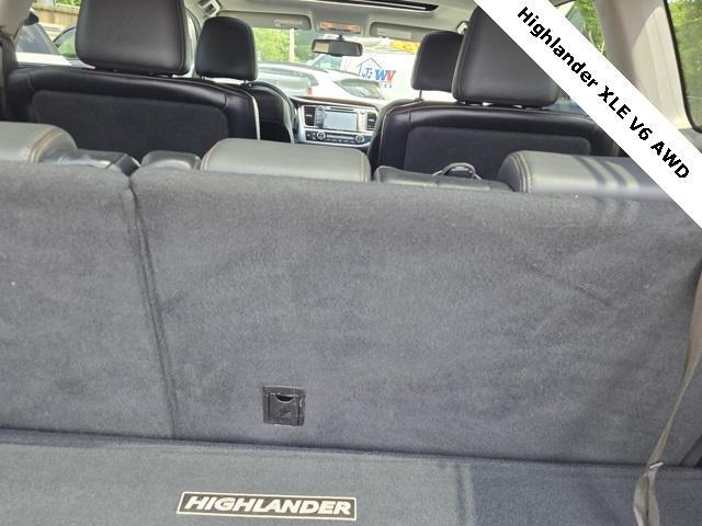 used 2015 Toyota Highlander car, priced at $17,995