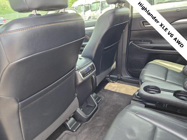 used 2015 Toyota Highlander car, priced at $17,995