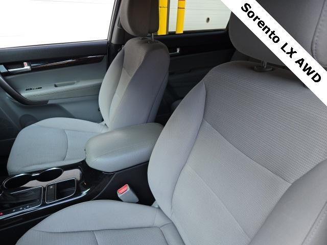 used 2014 Kia Sorento car, priced at $9,650