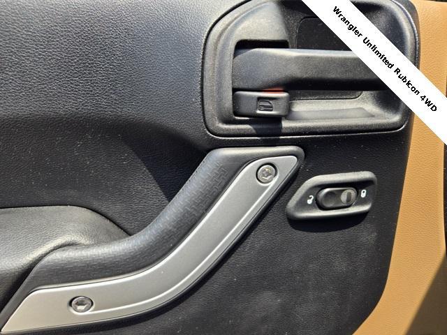 used 2014 Jeep Wrangler Unlimited car, priced at $18,500
