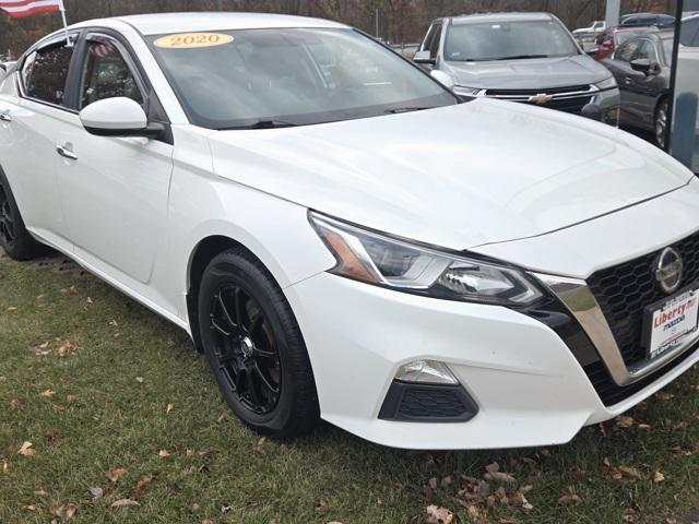 used 2020 Nissan Altima car, priced at $15,500
