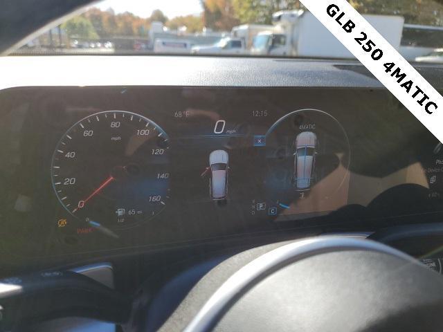 used 2022 Mercedes-Benz GLB 250 car, priced at $28,995