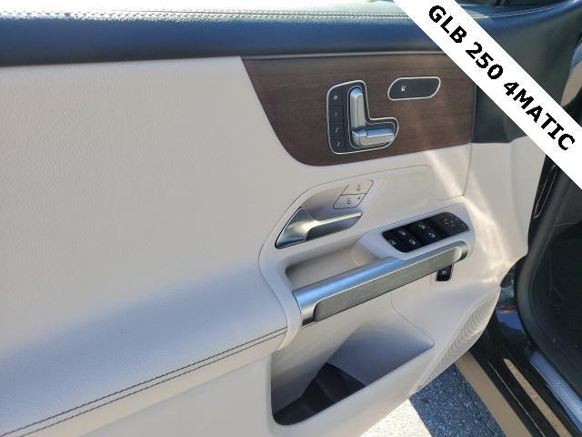 used 2022 Mercedes-Benz GLB 250 car, priced at $28,995