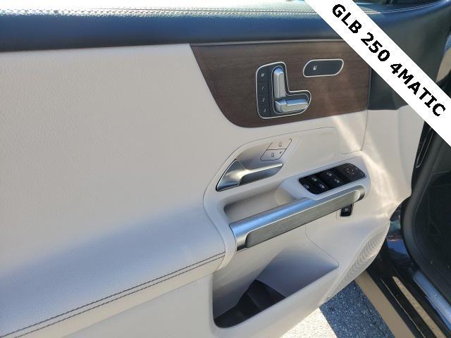 used 2022 Mercedes-Benz GLB 250 car, priced at $28,995