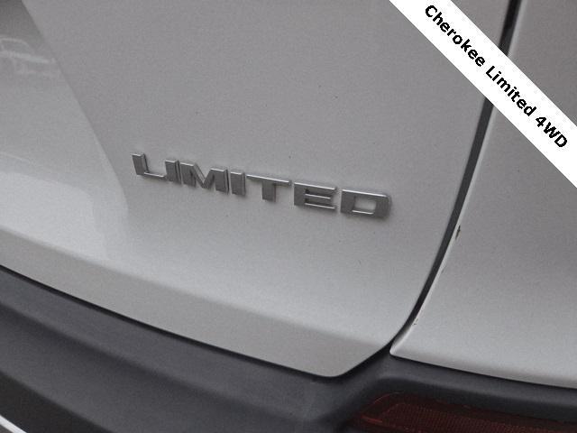 used 2019 Jeep Cherokee car, priced at $16,995