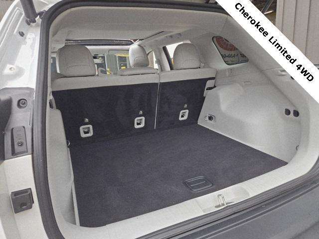used 2019 Jeep Cherokee car, priced at $16,995