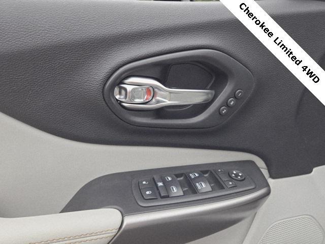 used 2019 Jeep Cherokee car, priced at $16,995
