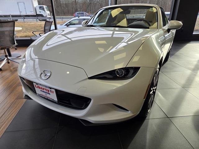 new 2024 Mazda MX-5 Miata RF car, priced at $40,115