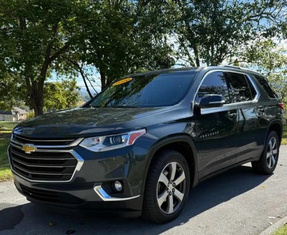 used 2020 Chevrolet Traverse car, priced at $17,720