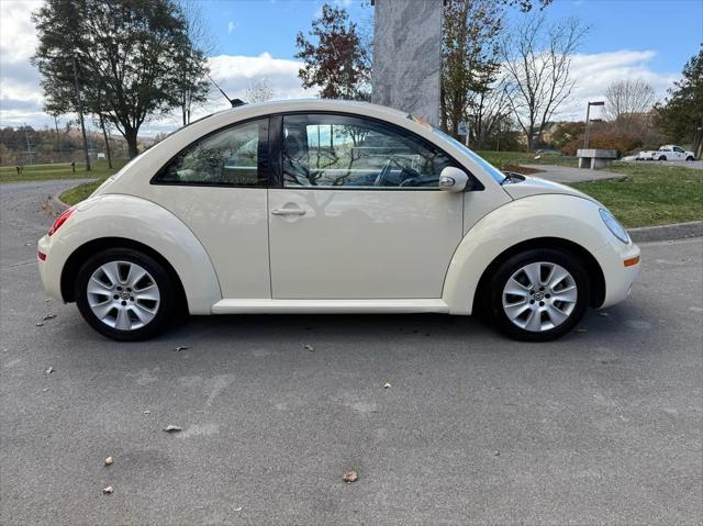 used 2009 Volkswagen New Beetle car, priced at $7,100