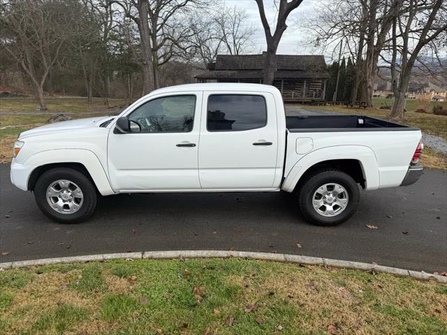 used 2013 Toyota Tacoma car, priced at $15,250