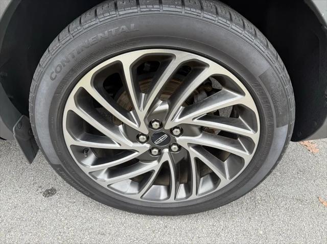 used 2019 Lincoln Nautilus car, priced at $23,300