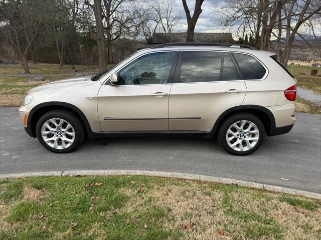 used 2013 BMW X5 car, priced at $11,240