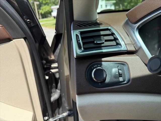 used 2014 Cadillac SRX car, priced at $15,200