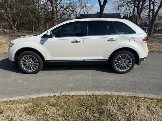 used 2011 Lincoln MKX car, priced at $5,930