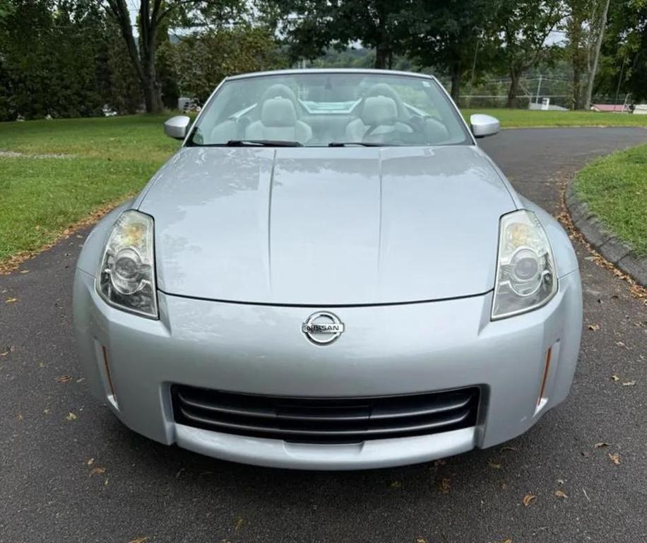 used 2006 Nissan 350Z car, priced at $9,800
