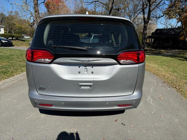 used 2017 Chrysler Pacifica car, priced at $14,000