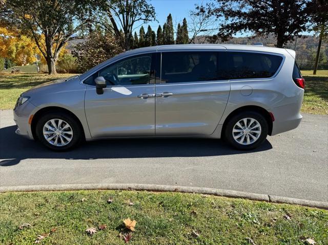 used 2017 Chrysler Pacifica car, priced at $14,000