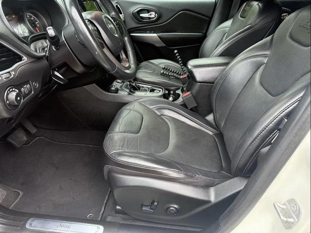 used 2019 Jeep Cherokee car, priced at $18,881
