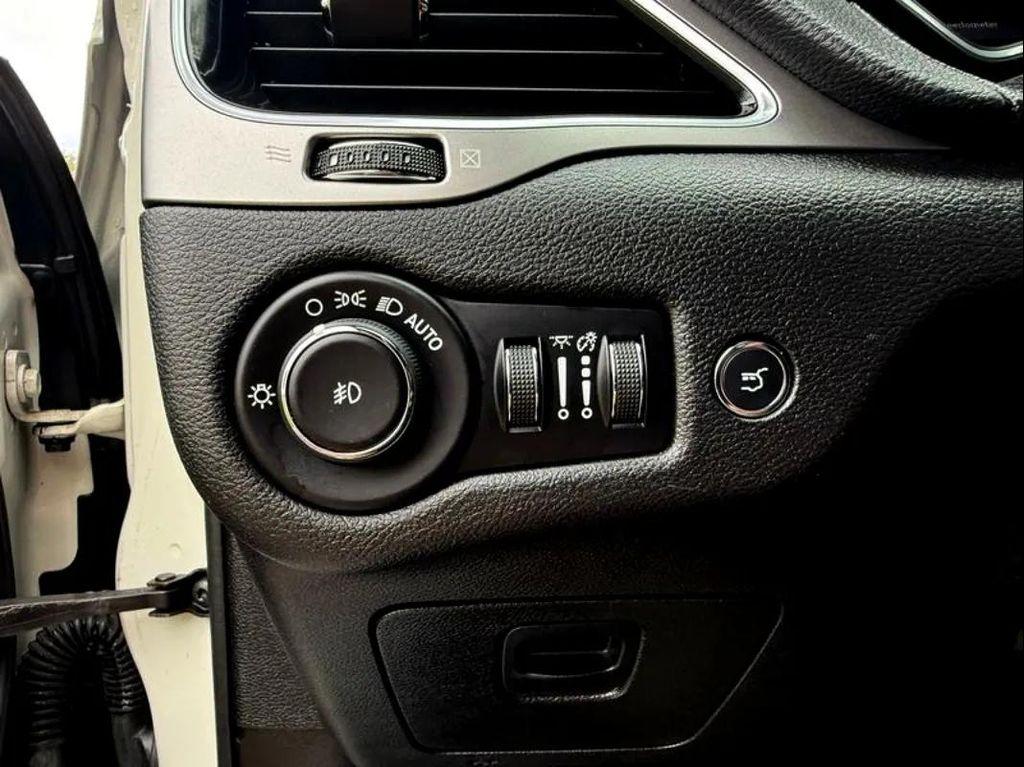 used 2019 Jeep Cherokee car, priced at $18,881