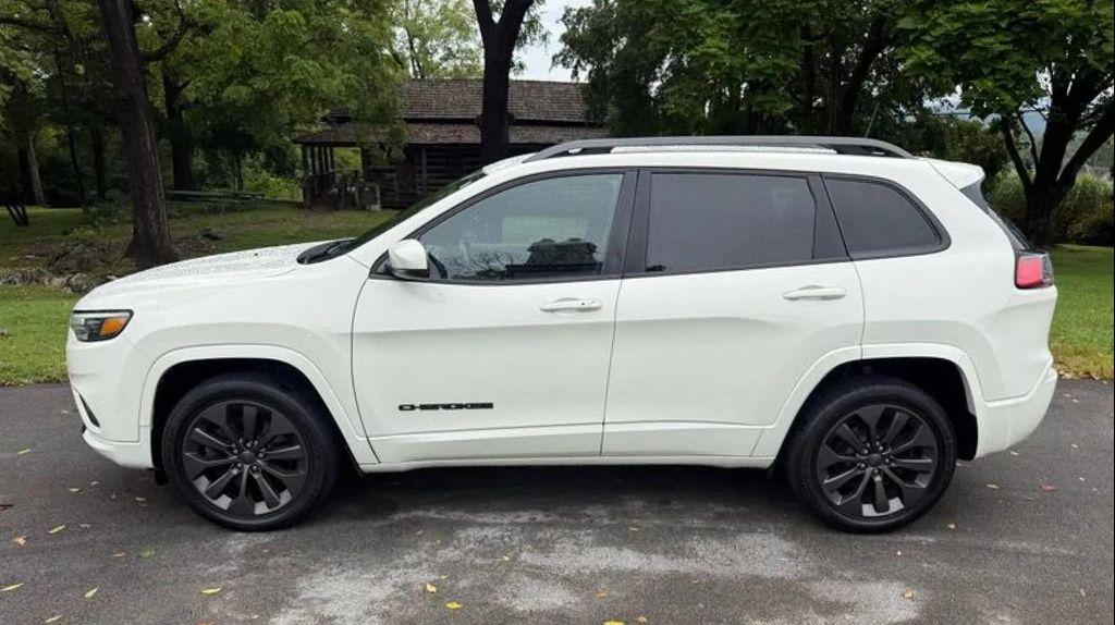 used 2019 Jeep Cherokee car, priced at $18,881
