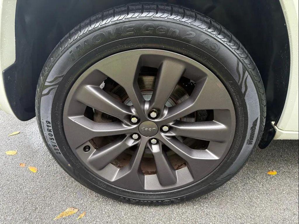 used 2019 Jeep Cherokee car, priced at $18,881