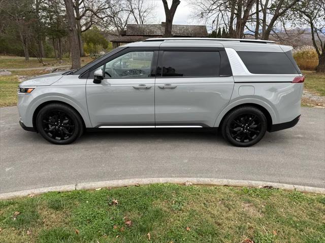 used 2022 Kia Carnival car, priced at $39,500