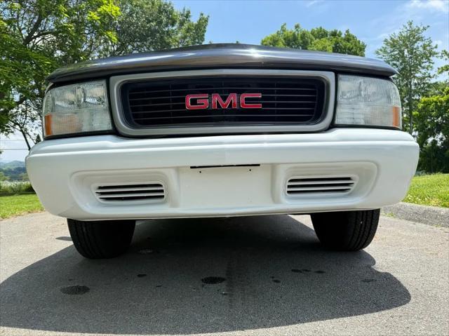 used 2003 GMC Sonoma car, priced at $18,990