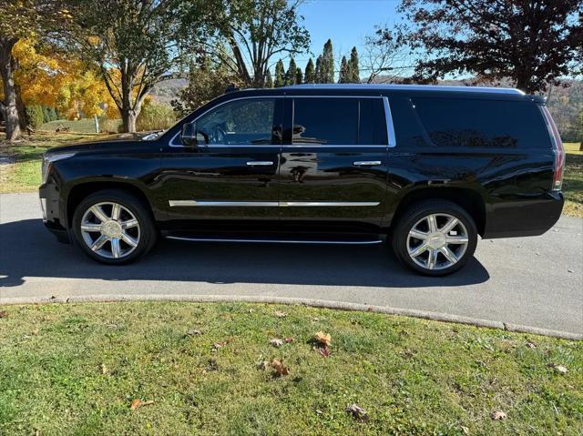 used 2018 Cadillac Escalade ESV car, priced at $34,100