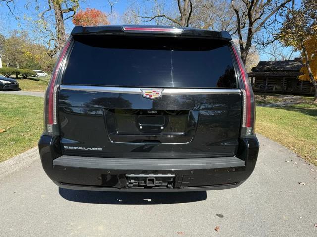 used 2018 Cadillac Escalade ESV car, priced at $34,100