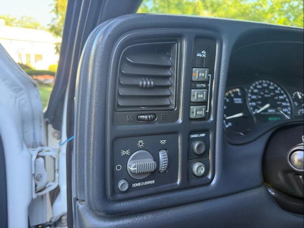 used 2002 Chevrolet Silverado 2500 car, priced at $11,880