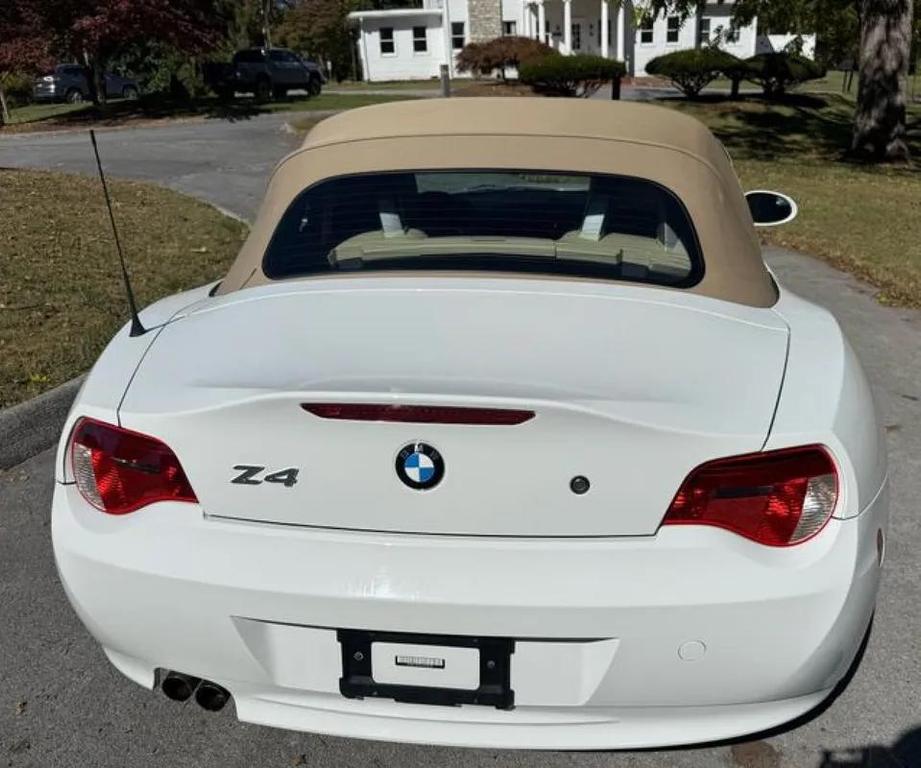 used 2006 BMW Z4 car, priced at $13,400
