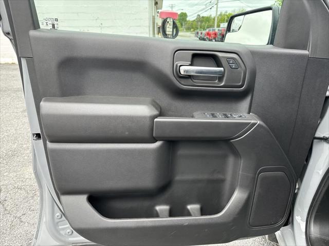 new 2025 GMC Sierra 1500 car, priced at $49,990