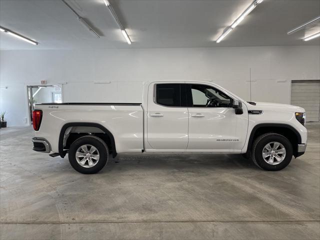 new 2025 GMC Sierra 1500 car, priced at $52,745