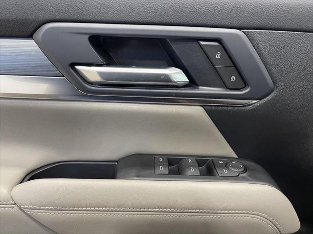 new 2025 GMC Terrain car, priced at $34,535