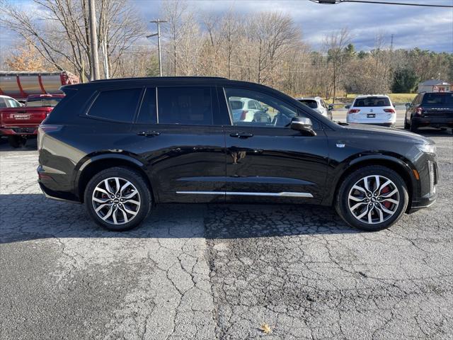 used 2023 Cadillac XT6 car, priced at $46,995