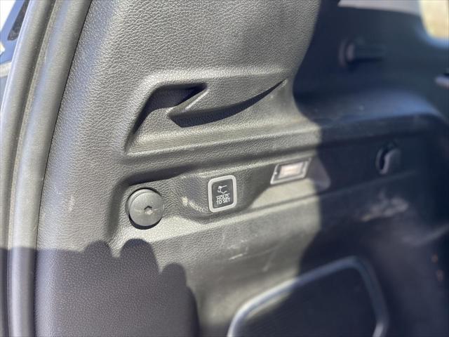 used 2021 Jeep Grand Cherokee L car, priced at $30,790