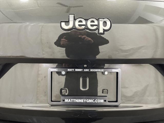 used 2021 Jeep Grand Cherokee L car, priced at $29,990
