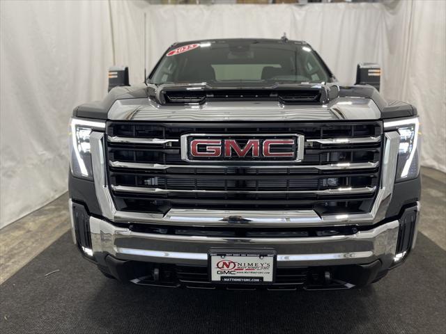 new 2025 GMC Sierra 2500 car, priced at $77,375