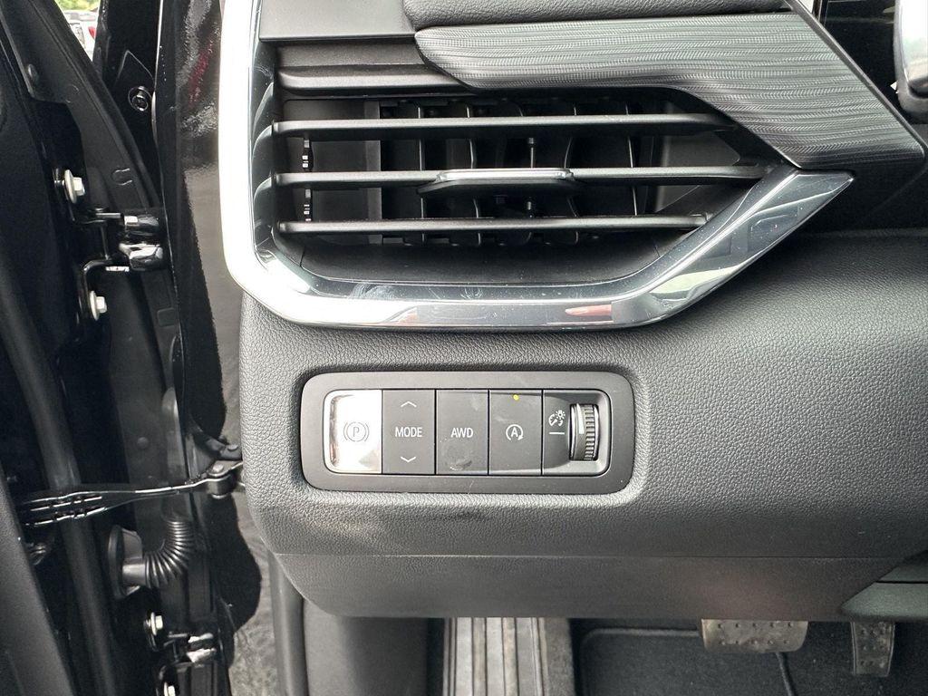 new 2025 GMC Acadia car, priced at $52,696