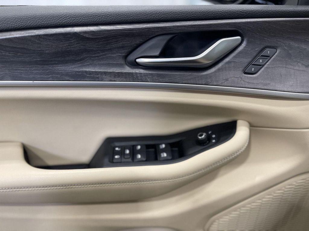 used 2023 Jeep Grand Cherokee car, priced at $29,490