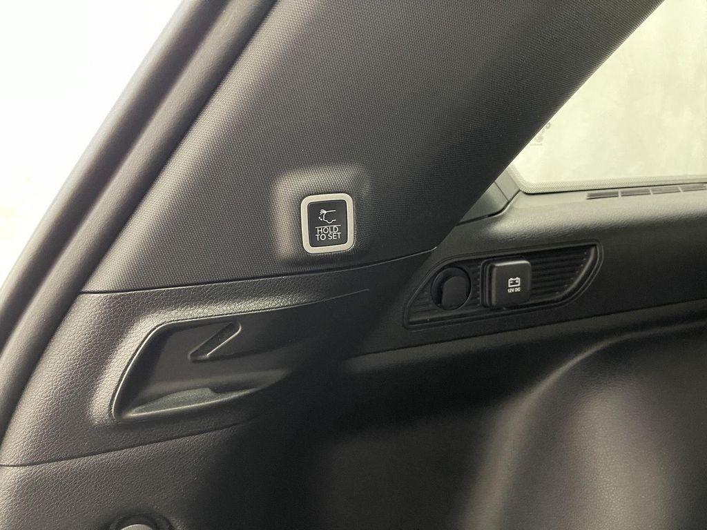 used 2023 Jeep Grand Cherokee car, priced at $29,490
