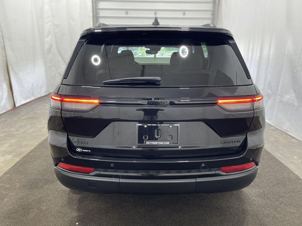 used 2023 Jeep Grand Cherokee car, priced at $29,490
