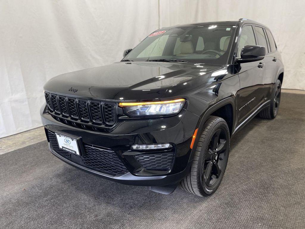 used 2023 Jeep Grand Cherokee car, priced at $29,490