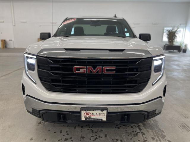 new 2025 GMC Sierra 1500 car, priced at $48,300