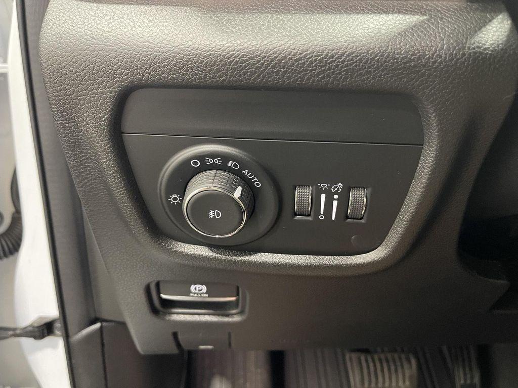used 2022 Jeep Grand Cherokee car