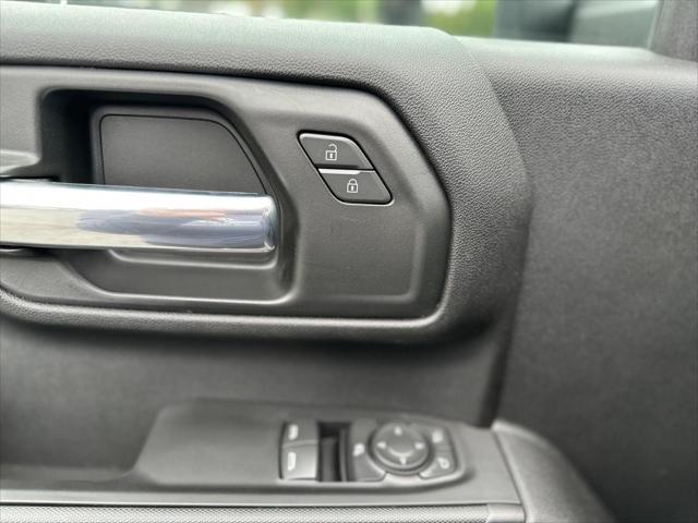 new 2025 GMC Sierra 3500 car, priced at $55,650