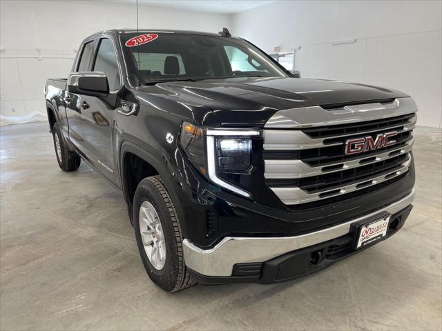 new 2025 GMC Sierra 1500 car, priced at $53,240