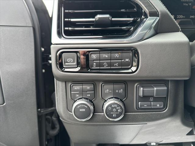 new 2025 GMC Yukon XL car, priced at $79,555